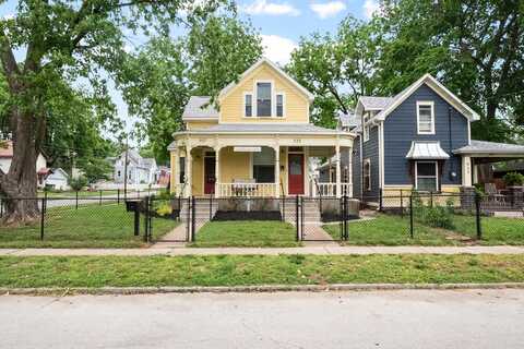 937 W Pershing Street, Springfield, MO 65806