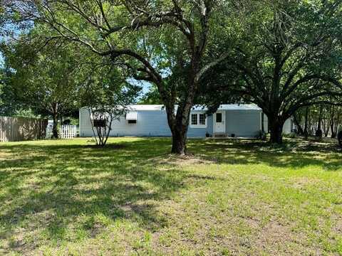 105 Mesa Dr, Mabank, TX 75156