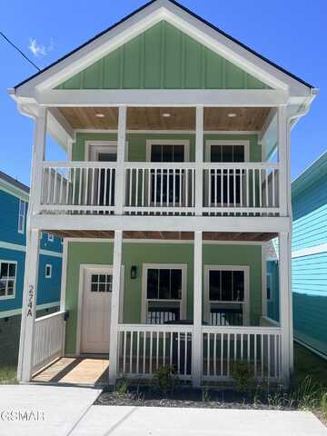 274b W Main Street, Dandridge, TN 37725
