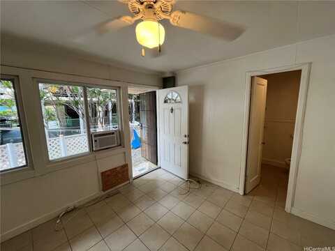 421 Lewers Street, Honolulu, HI 96815