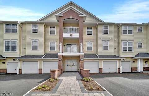 2303 Ambassador Ct, Franklin, NJ 08873