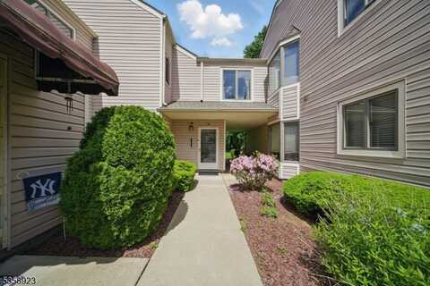 136 Changebridge Rd, Montville, NJ 07045