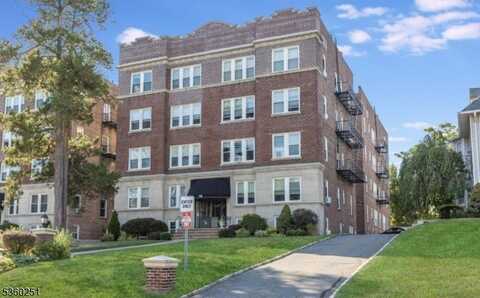 16 Forest, Montclair, NJ 07042