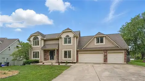 809 NE Jamestown Court, Blue Springs, MO 64014
