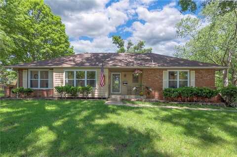 6902 NW BIRCH Court, Kansas City, MO 64151