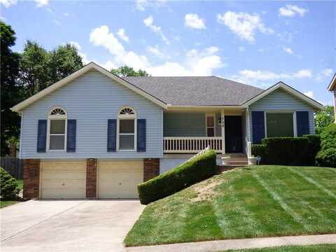 306 NE Stanton Lane, Lees Summit, MO 64064