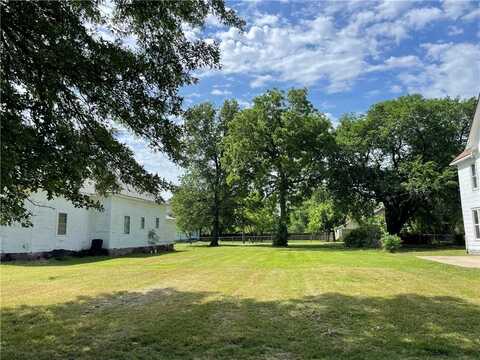 705 Lincoln Street, Coffeyville, KS 67337