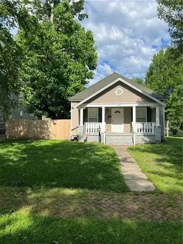 102 S Olive Street, Pittsburg, KS 66762