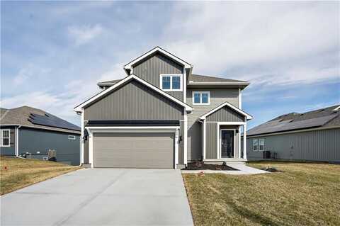 12513 S White Ash Lane, Lees Summit, MO 64086
