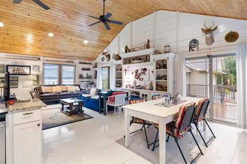 29801 Eastbank Drive, Warsaw, MO 65355