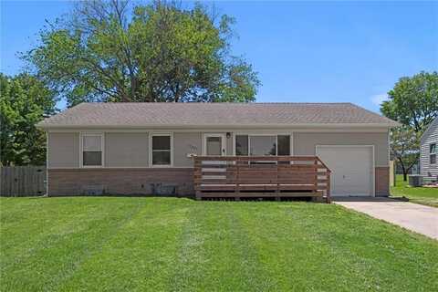 17207 E Swope Lane, Independence, MO 64056