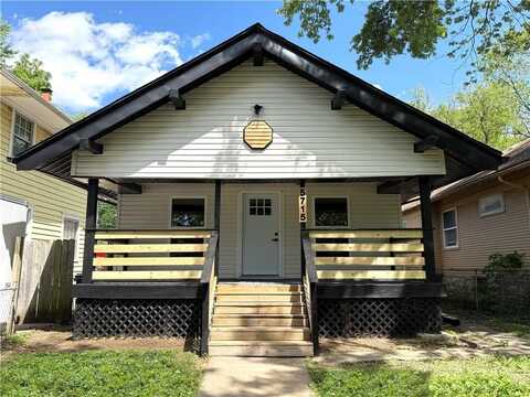 5715 Forest Avenue, Kansas City, MO 64110