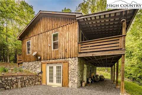 284 Howell Road, Lansing, NC 28643
