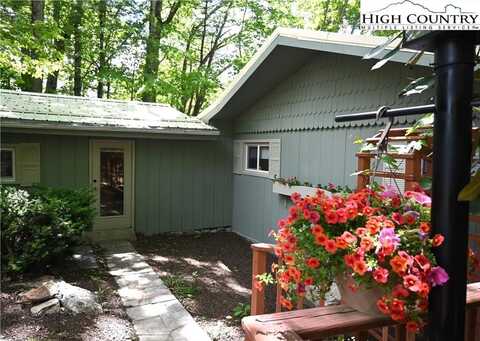 220 Skyline Road, West Jefferson, NC 28694