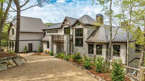 494 E Ridge Road, Cashiers, NC 28717