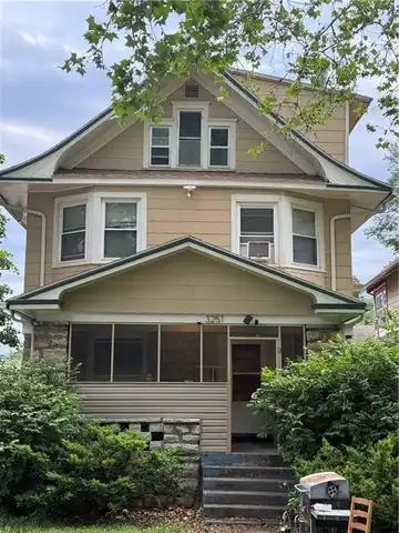 3251 E 28th Street, Kansas City, MO 64128