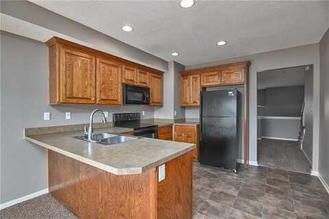 1855 W Spruce Street, Olathe, KS 66061