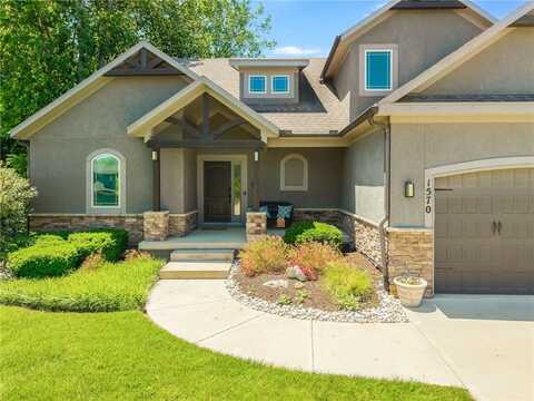 1570 Woodland Road, Greenwood, MO 64034
