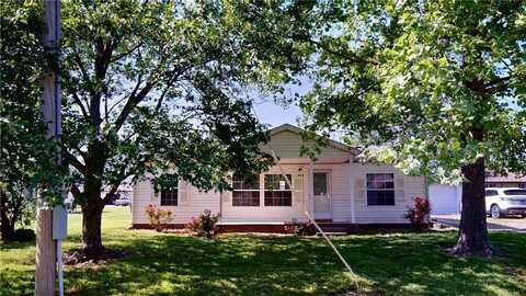 458 E Elm Street, Moundville, MO 64771