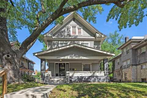 3533 Virginia Avenue, Kansas City, MO 64109