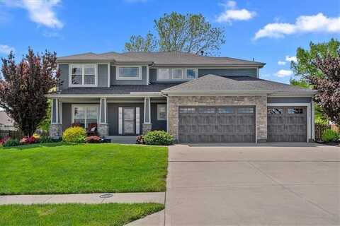 27906 E Foxberry Trail, Lees Summit, MO 64086