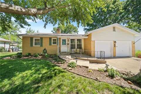 810 SW Pleasant Drive, Lees Summit, MO 64081