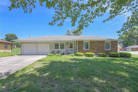 3809 S Greenwich Lane S, Independence, MO 64055