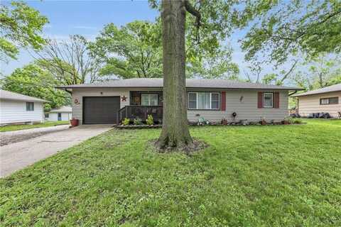 203 Pine Street, Wellsville, KS 66092