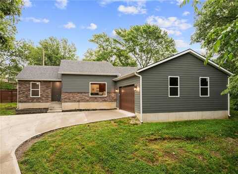 131 Cedar Court, Warrensburg, MO 64093