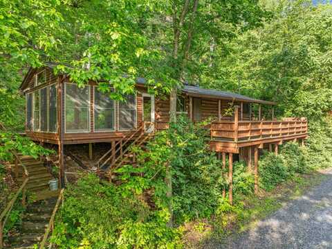 935 RIVER LODGE RD, LURAY, VA 22835
