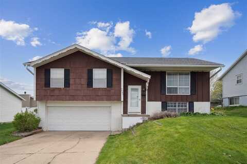 5407 Skyline Dr NW, CedarRapids, IA 52405