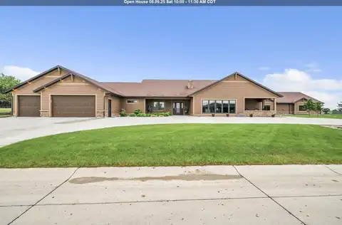3300 Kuchel Trail, Milford, IA 51351