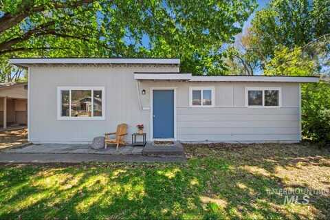 1325 E 5th N, Mountain Home, ID 83647