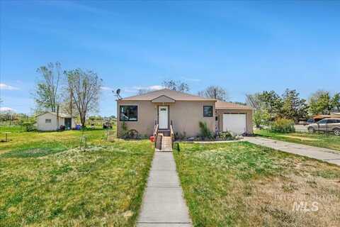 805 Utah, Gooding, ID 83330