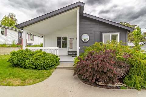609 N Almon, Moscow, ID 83843
