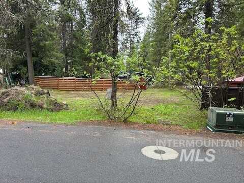 1702 Pine Circle, McCall, ID 83638