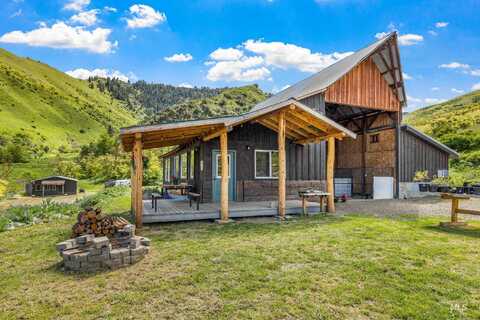255 Seven U Ranch Road, Lucile, ID 83542