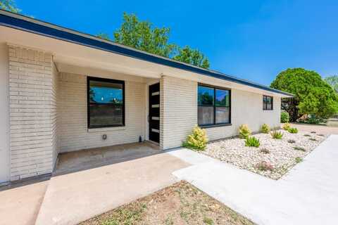 106 W Heron, Highland Haven, TX 78654