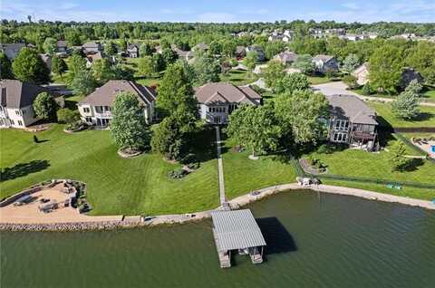 15471 Cedar Lane, Basehor, KS 66007