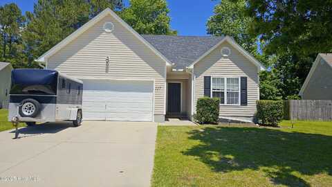 127 Whiteleaf Drive, Jacksonville, NC 28546