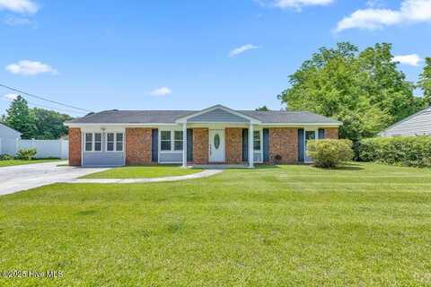 1217 Castle Drive, Jacksonville, NC 28546
