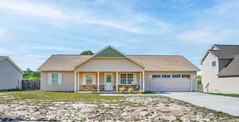 213 Lockwood Court, Hubert, NC 28539