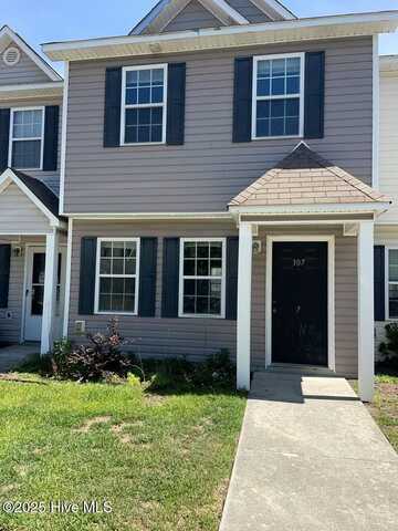 307 Burley Drive, Hubert, NC 28539