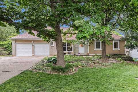 9302 E 81st Street, Raytown, MO 64138
