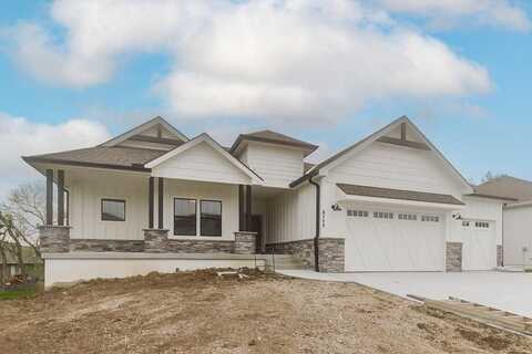 3116 SW Summit View Trail, Lees Summit, MO 64082