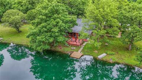 25801 E 317th Terrace, Harrisonville, MO 64701