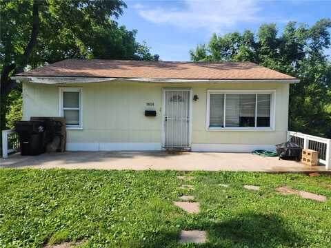 9808 E 22nd Street S, Independence, MO 64052