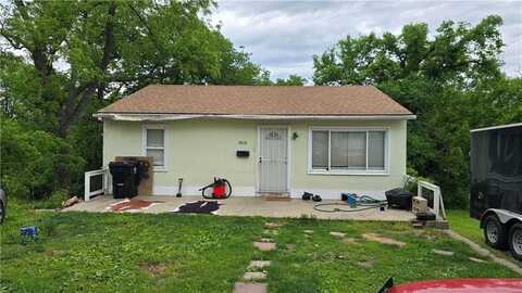 9808 E 22nd Street S, Independence, MO 64052