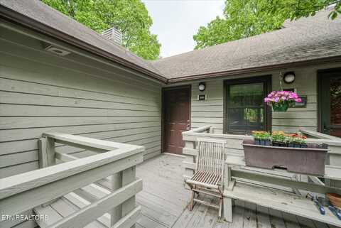 281 Moytoy Rd, Crab Orchard, TN 37723