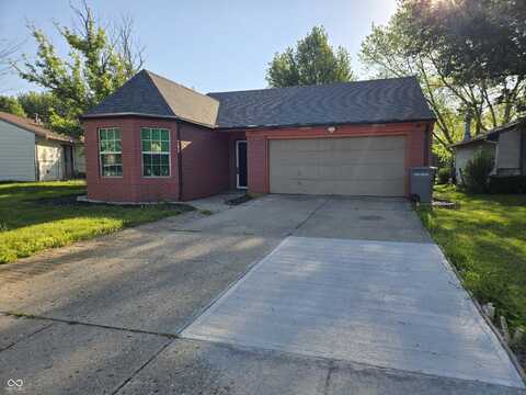 8810 Summer Walk Drive E, Indianapolis, IN 46227